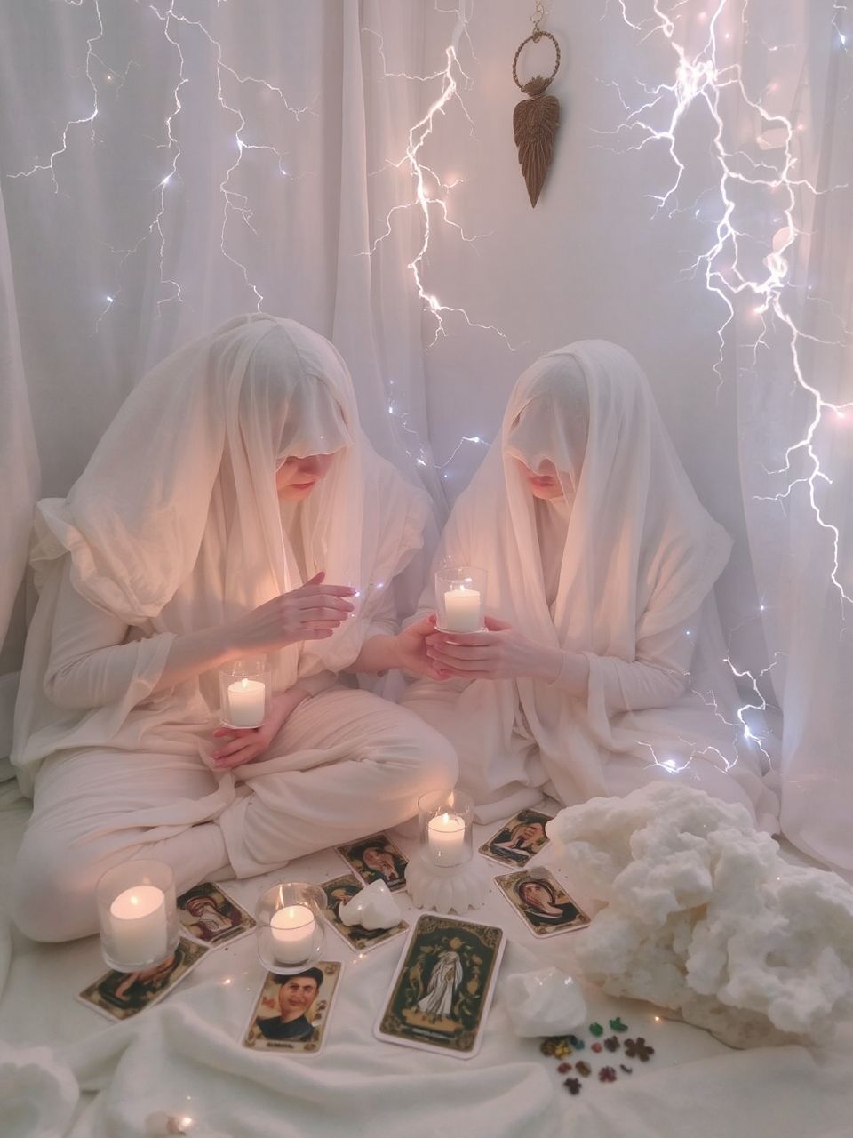 A villanykörte villogása gyakori szellemi jelenlét jele.